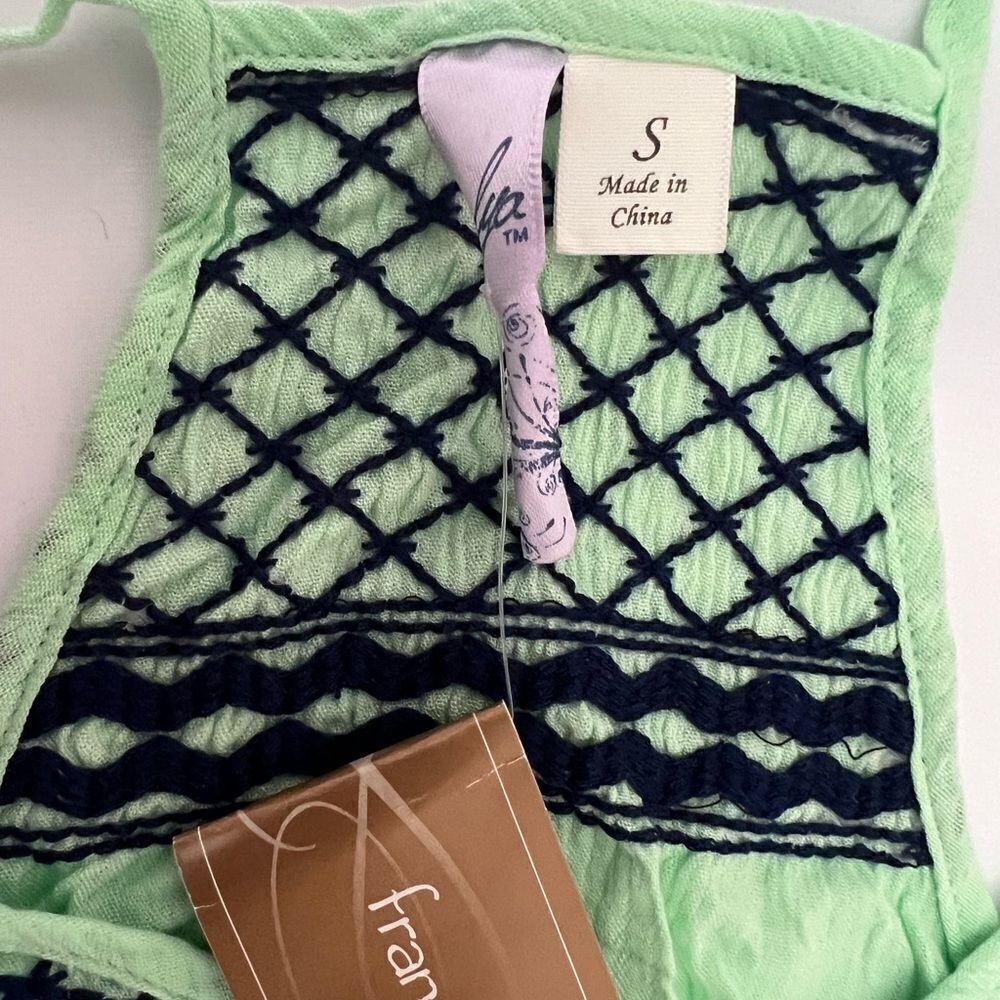 Francesca’s Tank Top - Picture 2 of 3